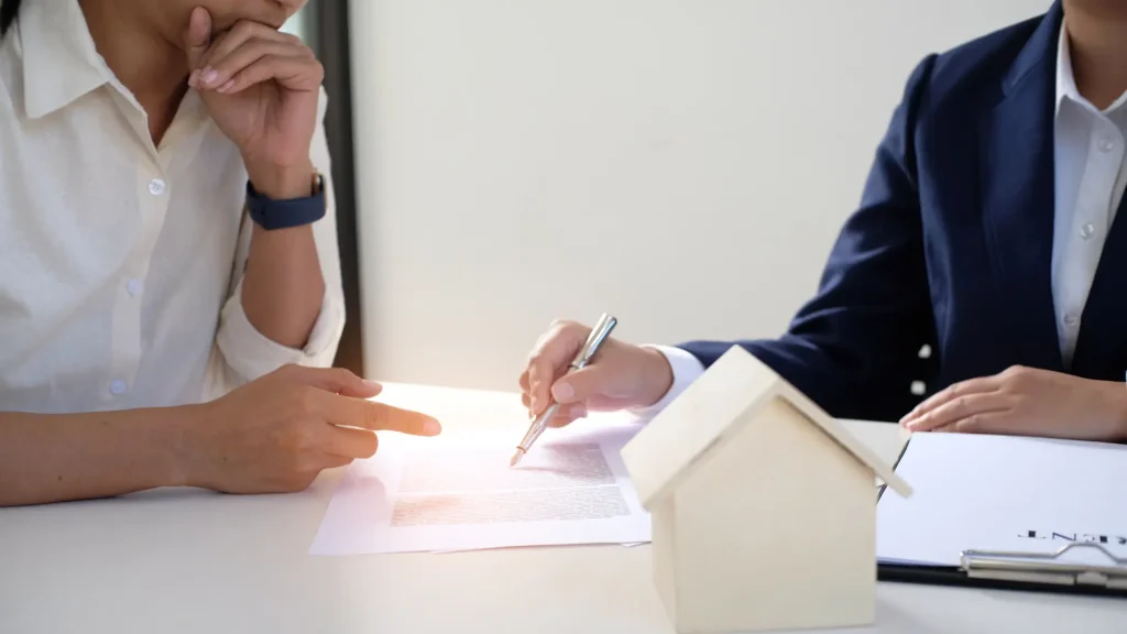 Red Solar Vertriebs GmbH Beratung zu einer Photovoltaikanlage mit Stromspeicher